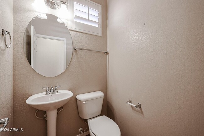 Building Photo - 4377 E Morrow Dr