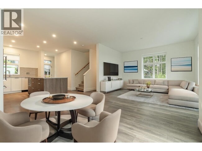 Building Photo - 1310 Mitchell St