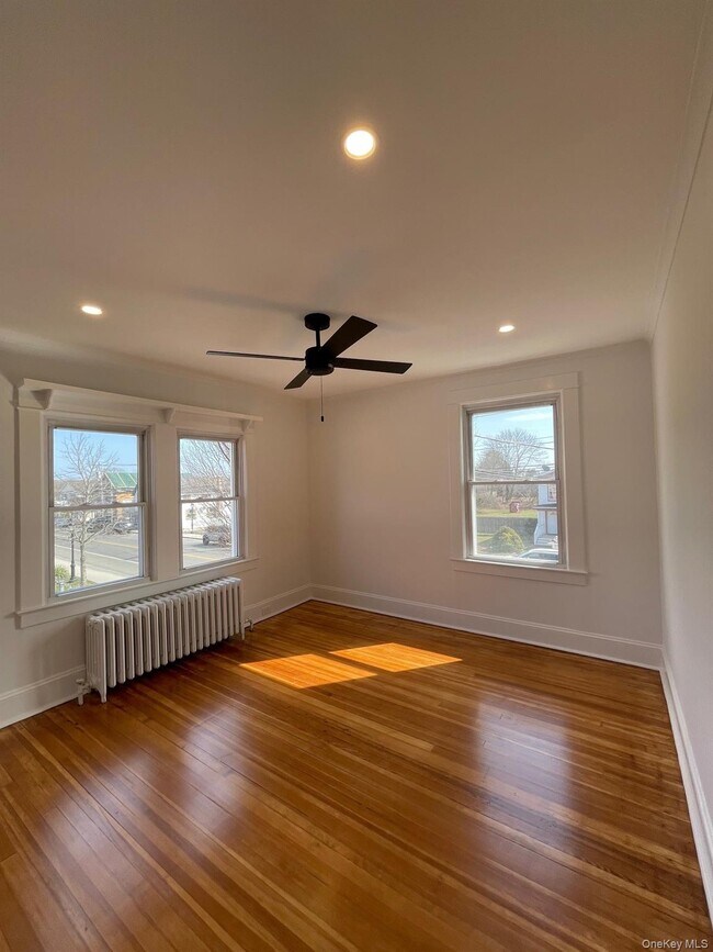 Foto del edificio - 510 Montauk Hwy