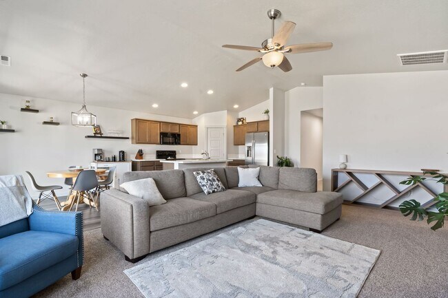 Foto del edificio - 3 Bedroom, 2 Bath Single Level Home in Desirable Meridian Location!