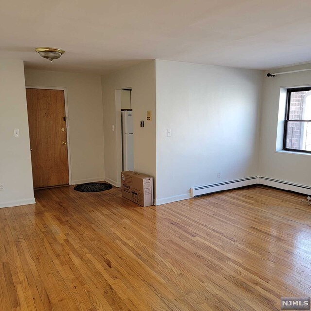 Primary Photo - 214 Prospect Ave