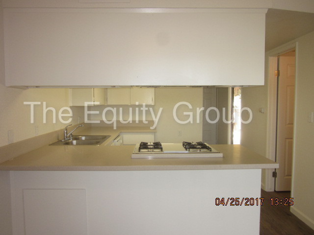 Building Photo - 1220 S Santa Fe St