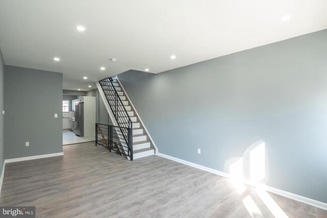 Building Photo - 3060 Salmon St