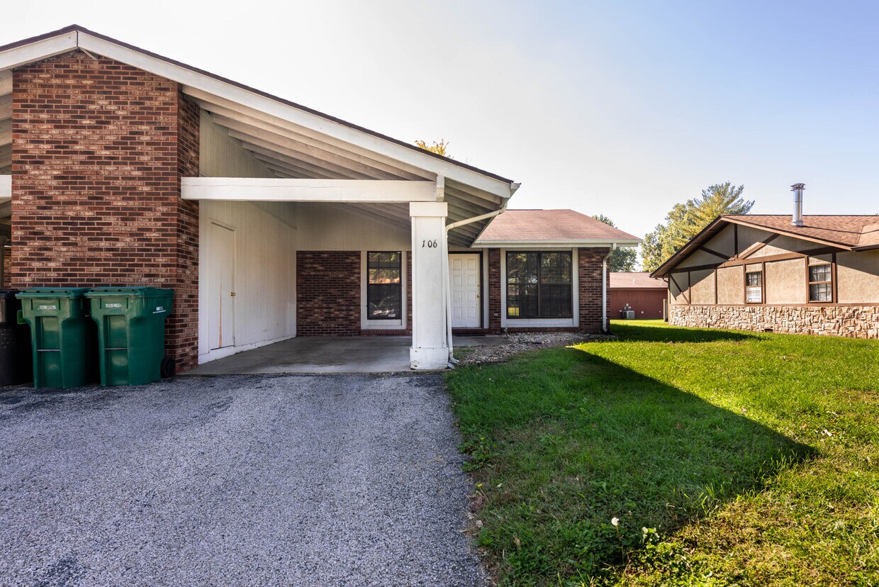 106 Kingsway Dr, Belleville, IL 62226 Townhome Rentals in Belleville
