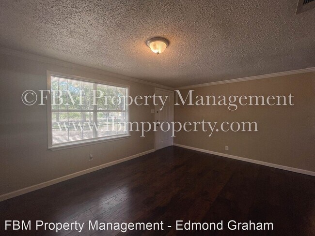 Building Photo - 3 br, 1 bath House - 801 Normandy