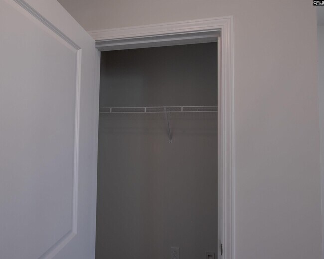 Foto del edificio - 309 Ridley Hill Ln