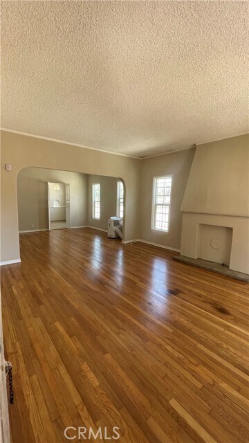 Building Photo - 119 Westmont Dr