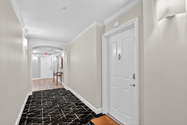 Foto del edificio - 600 S Dixie Hwy