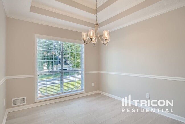 Building Photo - 222 Sawgrass Way