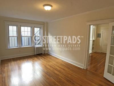Primary Photo - bedroom in Cambridge MA 02138