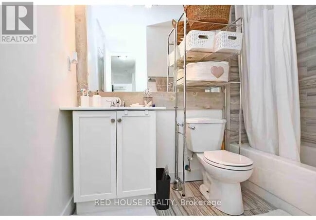 Building Photo - 3555 Derry Rd E