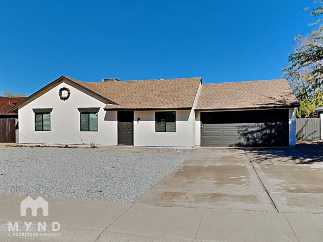 Foto principal - 830 W Mohawk Ln