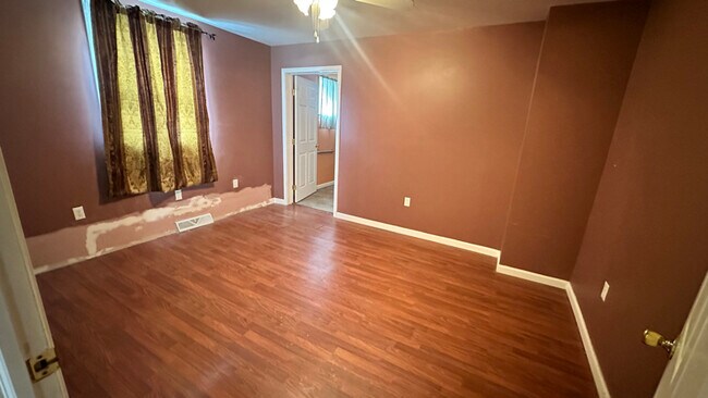 Foto del edificio - 1005 Hancock Ave