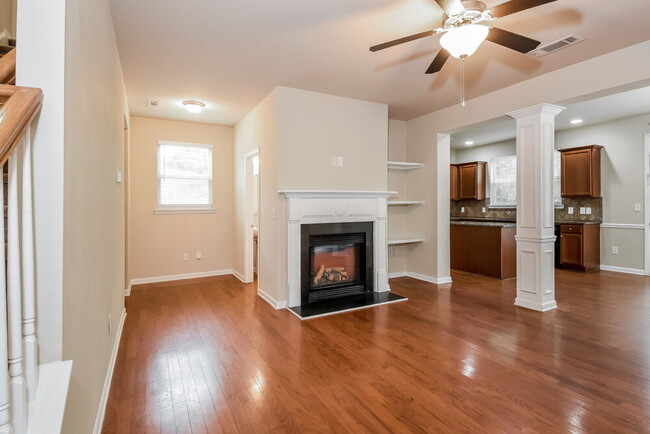 Building Photo - 3350 Sardis Bend Dr