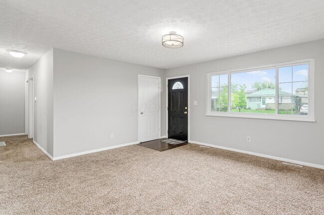 Foto del edificio - 4155 Dixie Ct