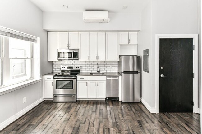 Foto del edificio - Boutique Condo in Truxton Circle!