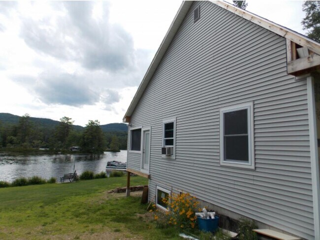 Building Photo - 40 Circle Point Rd