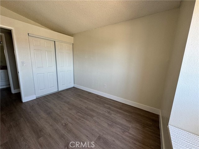 Foto del edificio - 137 Elmtree Dr