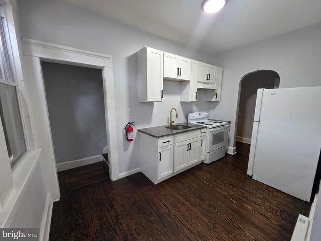 Foto del edificio - 1023 Chestnut Ave