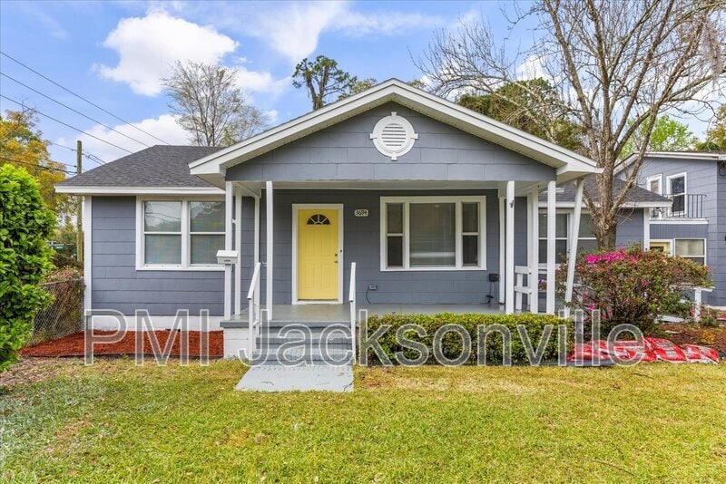 Primary Photo - 3694 Grandy Ave