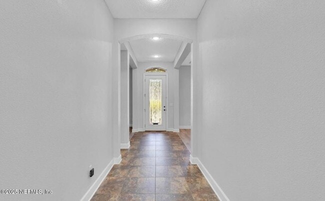Building Photo - 4431 Vista Point Ln