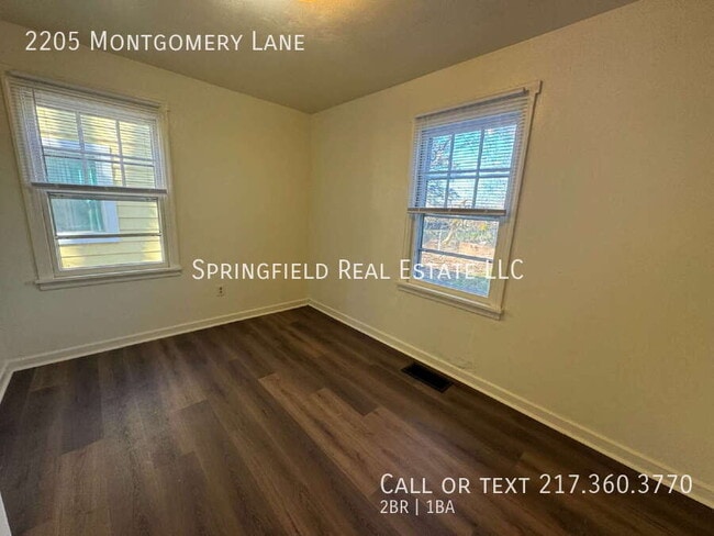 Building Photo - 2205 Montgomery Ln