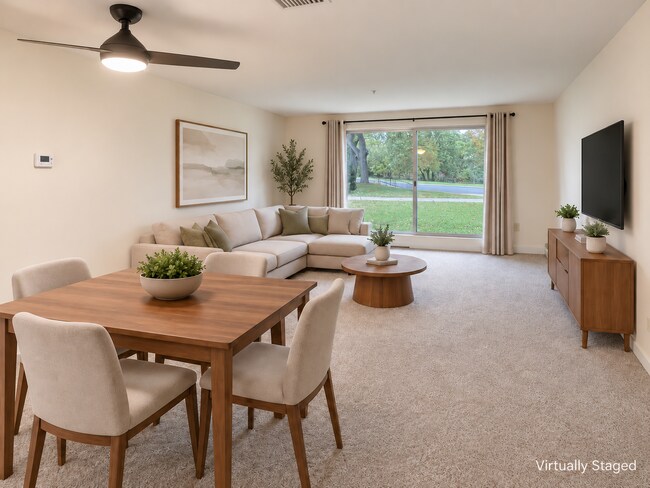 Foto del edificio - 4000 W Rivers Edge Cir
