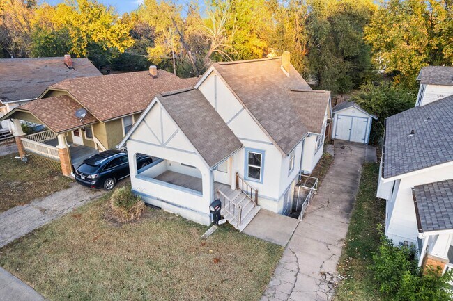 Foto del edificio - 2076 SW Washburn Ave