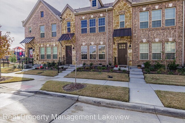 Foto del edificio - 3 br, 3.5 bath House - 326 Shasta Drive