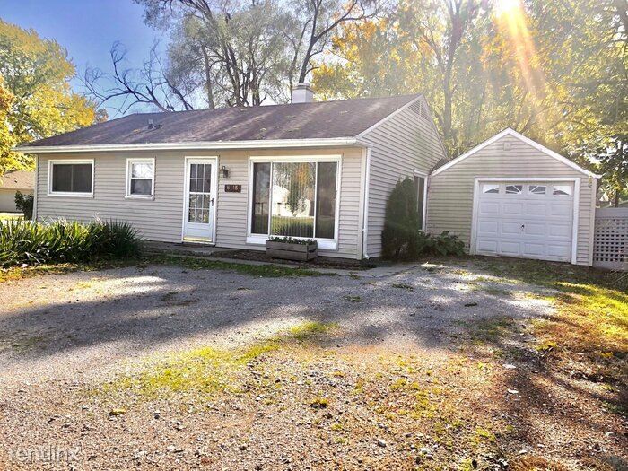 Primary Photo - 3 br, 1 bath House - 6515 South Bend Dr