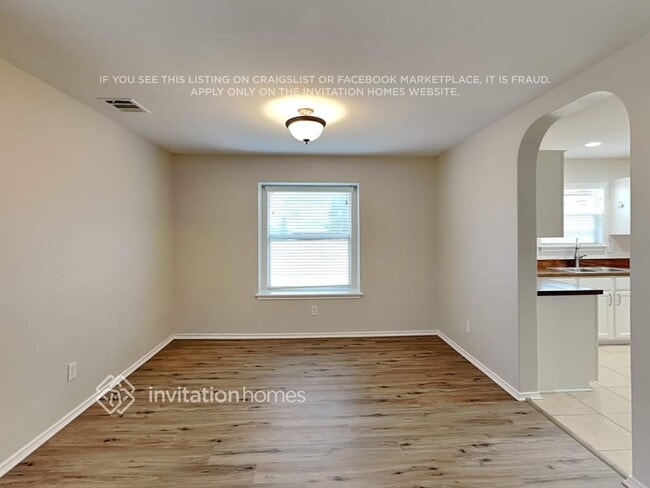 Foto del edificio - 9010 Clearwood Pth