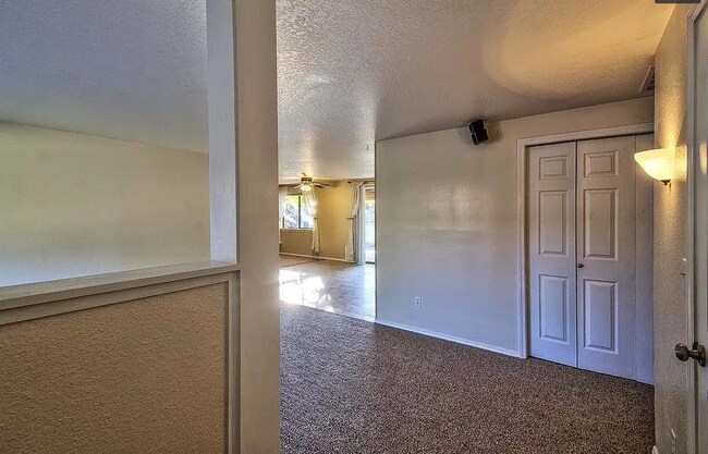 Building Photo - 11048 W Ramrod Dr