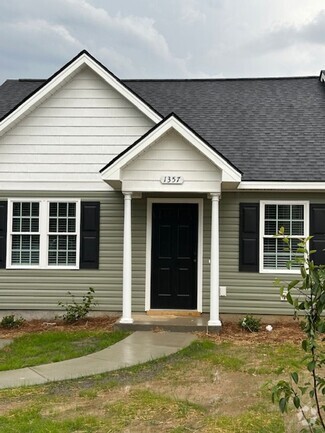 Building Photo - 1357 Northridge Dr