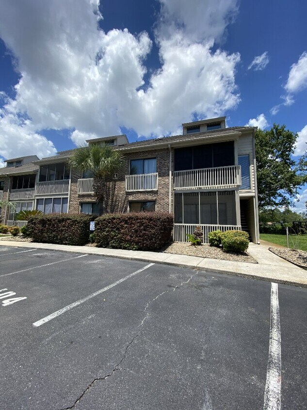 1356 Glenns Bay Rd, Myrtle Beach, SC 29575 Condo for Rent in Myrtle