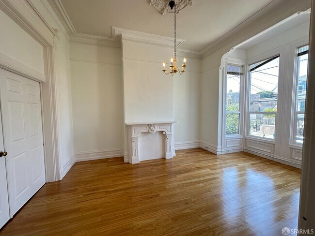 Building Photo - 653 Shotwell St