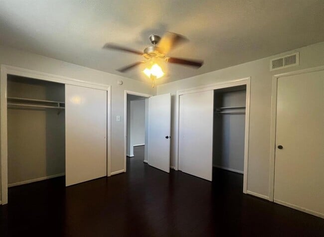 Building Photo - 5123 Del Monte Dr