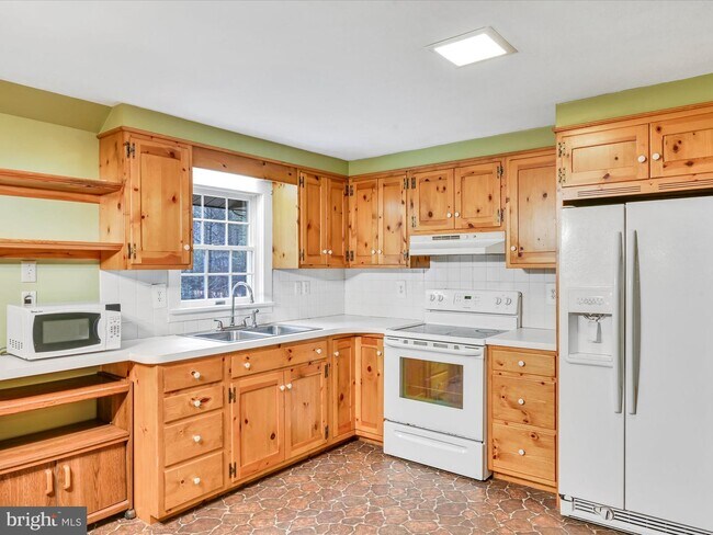 Building Photo - 97 Duck Hollow Ln
