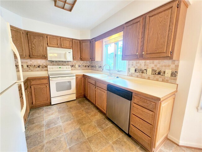 Foto del edificio - 9 Wisteria Ln