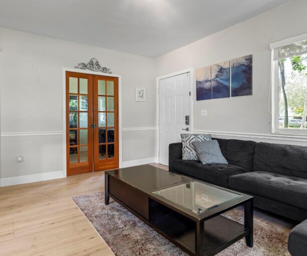 Building Photo - 201 Flagler Dr