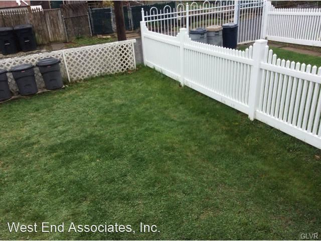 Foto del edificio - 3 br, 1 bath House - 442 E Union Boulevard