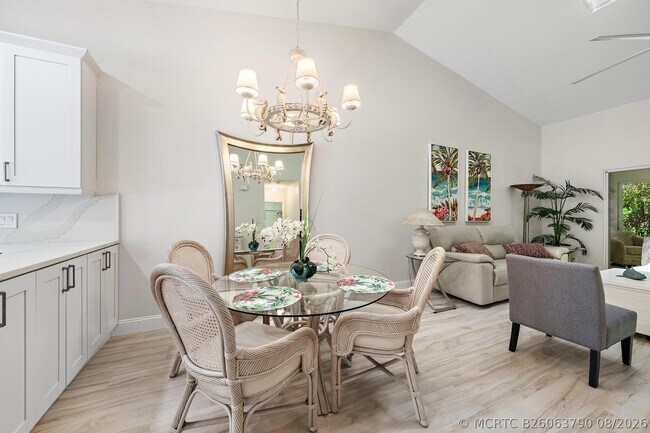 Foto del edificio - 11139 SE Sea Pines Cir
