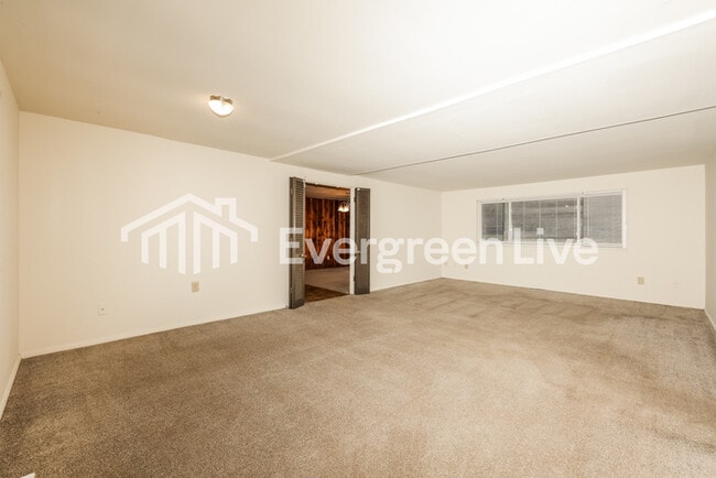 Building Photo - 6428 Celestine St