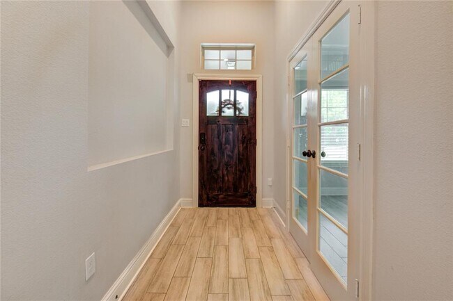Foto del edificio - 3805 Shelby Cir