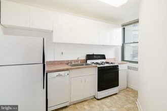 Building Photo - 2601 Pennsylvania Ave