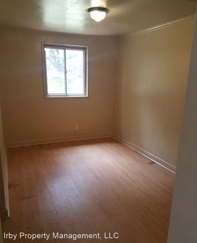 Foto del edificio - 3 br, 1 bath House - 460 Seabreeze Road East