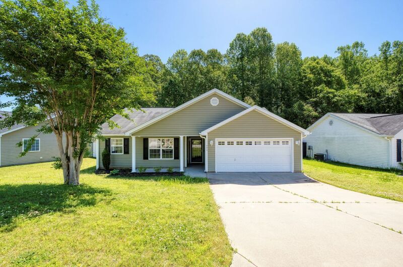 498 Pleasant Green Dr, Inman, SC 29349 House Rental in Inman, SC