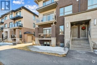 Building Photo - 365 Axis Wy