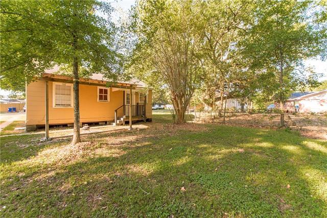 Foto del edificio - 206 W Clark St