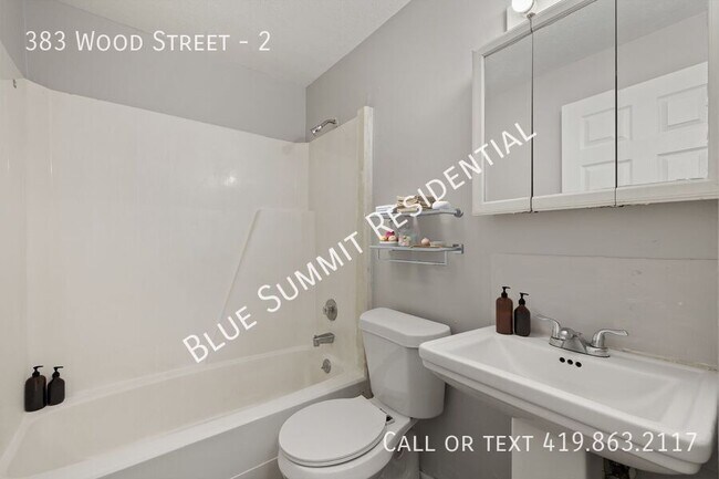 Foto del edificio - 383 Wood St