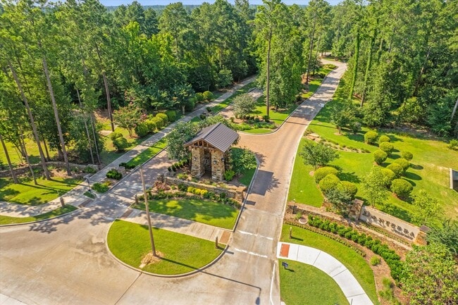 Building Photo - 133 Pepper Grass Pl